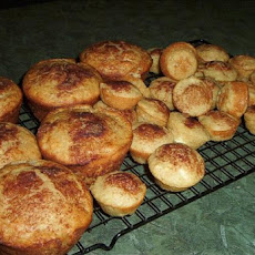 Cinnamon-Apple Muffins