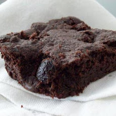 Chocolate, Rum and Raisin Cake (Vegan!)