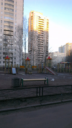 Серебристая Детская Площадка