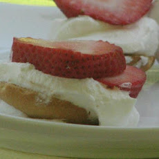 Strawberry Nilla Nibblers