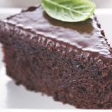 Almond Fresh Fudge Cake With Creamy Chocolate Frosting