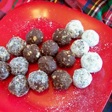 Steph's Bourbon Balls