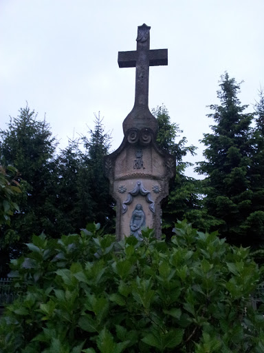 Krucifix (crucifix) u hrbitova Deht