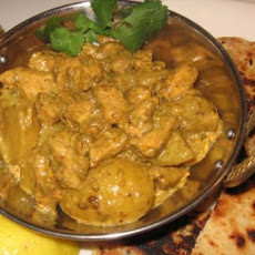 Murghi Aur Aloo ( Chicken and Potato Curry)