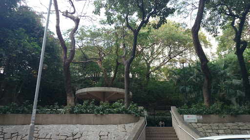 Wing Hong Street Rest Garden