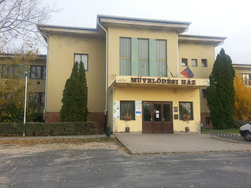 Gárdonyi Géza Művelődési Ház