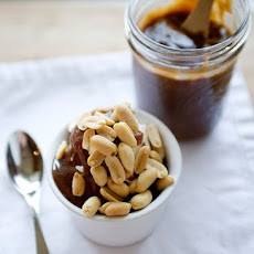 Milk Chocolate Peanut Butter Sundaes