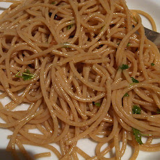 Aglio Olio e Peperoncino (with small variation)