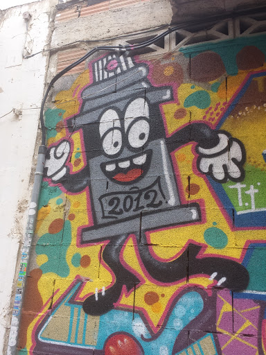 Grey Spray Street Art 