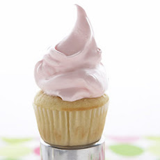 Classic Cupcakes with Lemon Meringue Frosting
