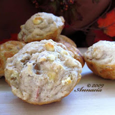 White Chocolate Apple Muffins