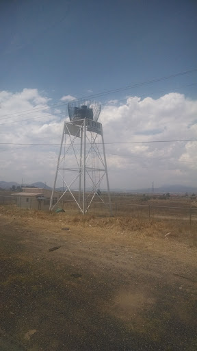 Torre De Agua Carretera Calpulalpan