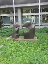 Doppel Eisen Skulptur