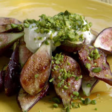 Grilled Honey-Orange Figs with Mascarpone and Pistachios