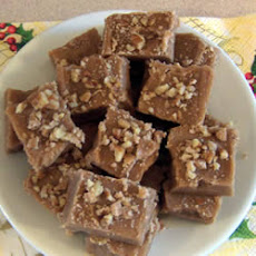 Easy Creamy Vanilla Fudge