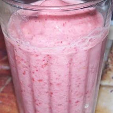 Light Strawberry Smoothie