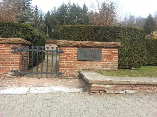 Ehrenfriedhof, Diefflen