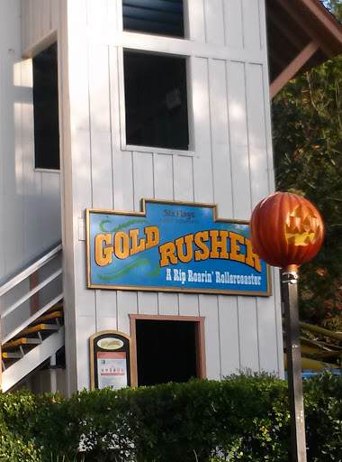 Gold Rusher Roller Coaster