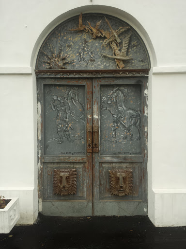 XVI Century Doors