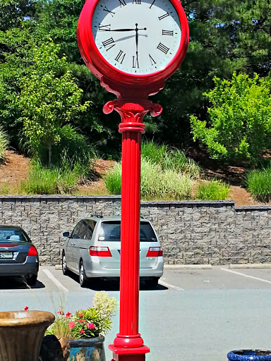 Reynolds Garden Clock 