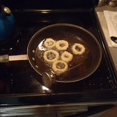 Uncle Bill's Deep Fried Onion Rings in Batter and Panko Crumbs