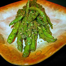 Green Beans With Balsamic Pesto