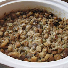 Crock Pot Holiday Dressing