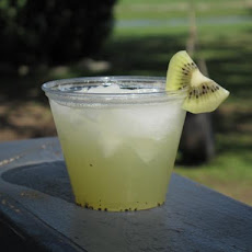 Kiwi Lemonade Spritzer