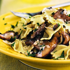 Cooking Light's Farfalle with Creamy Wild Mushroom Sauce