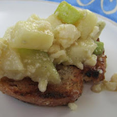 Apple and Gorgonzola Crostini With Lavender Honey