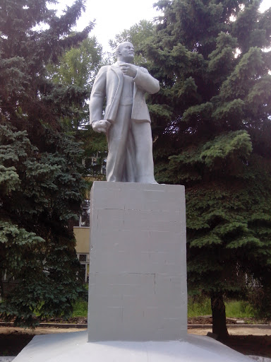 Ленин на Сормовском шоссе.
