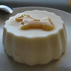 Panna Cotta With Fresh Strawberry Sauce