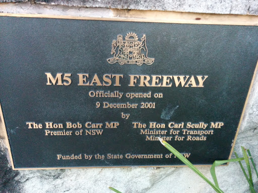 M5 East Freeway Plaque