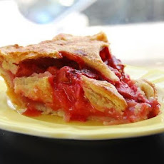 Rhubarb and Strawberry Pie