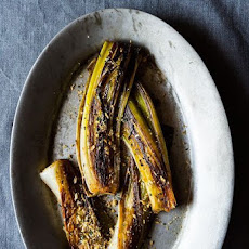 Buttery Braised Leeks with a Crispy Panko Topping