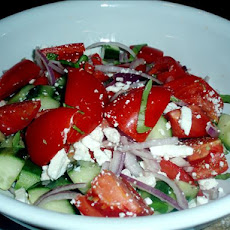 Greek Grilled Pita Salad