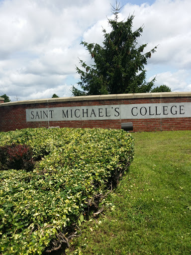St Michael's College Welcome Sign
