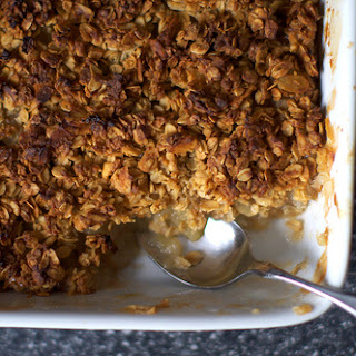 Breakfast Apple Granola Crisp