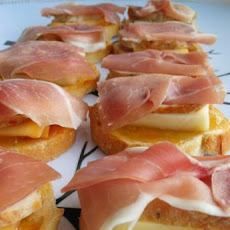 Apricot and Chicken Bruschetta