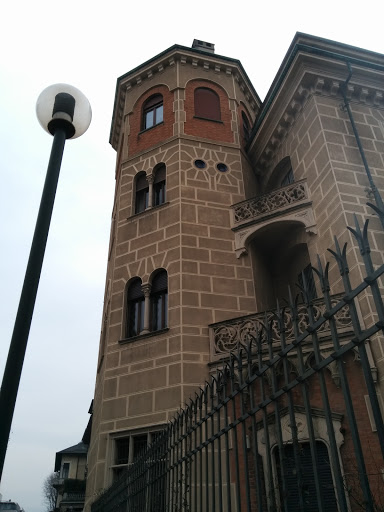 Torre Magenta