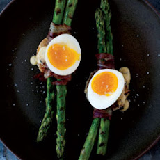 Grilled Asparagus and 6-Minute Egg