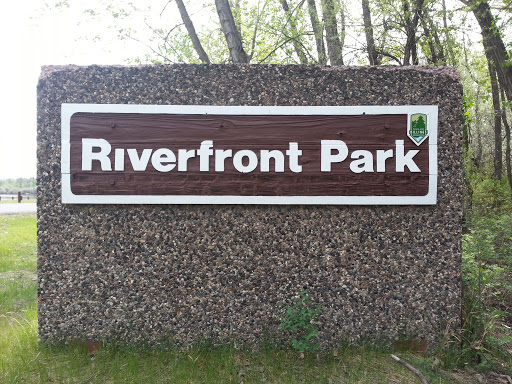 Park-Riverfront