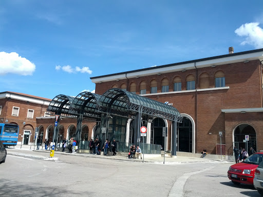 Foligno - Ingresso Stazione