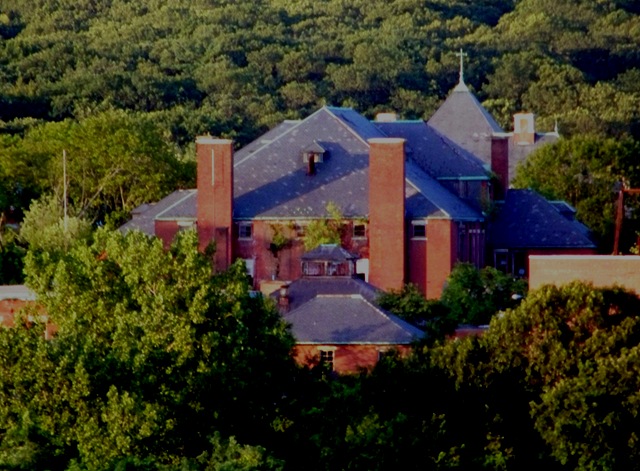 [Big Back View of the Building[9].jpg]