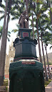 Monumento the JL MOTT Iron 