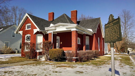 Robert Penn Warren home, Cherry and 3rd St., Guthrie , Ky.  History Board