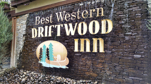 Best Western Driftwood Inn, Waterfall Sign