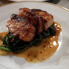 Asian-Style Pork and Broccoli in Garlic Sauce
