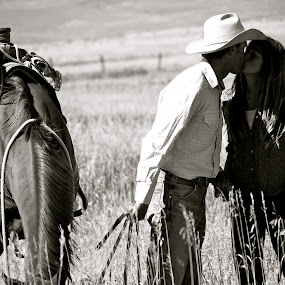 by Julie Zaranek - Wedding Kisses
