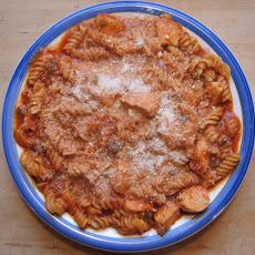 Chicken Spaghetti With a Tomato Sauce Base